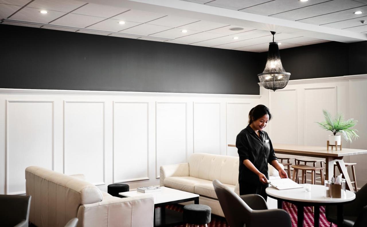 Hotel Armitage And Conference Centre Tauranga Bagian luar foto