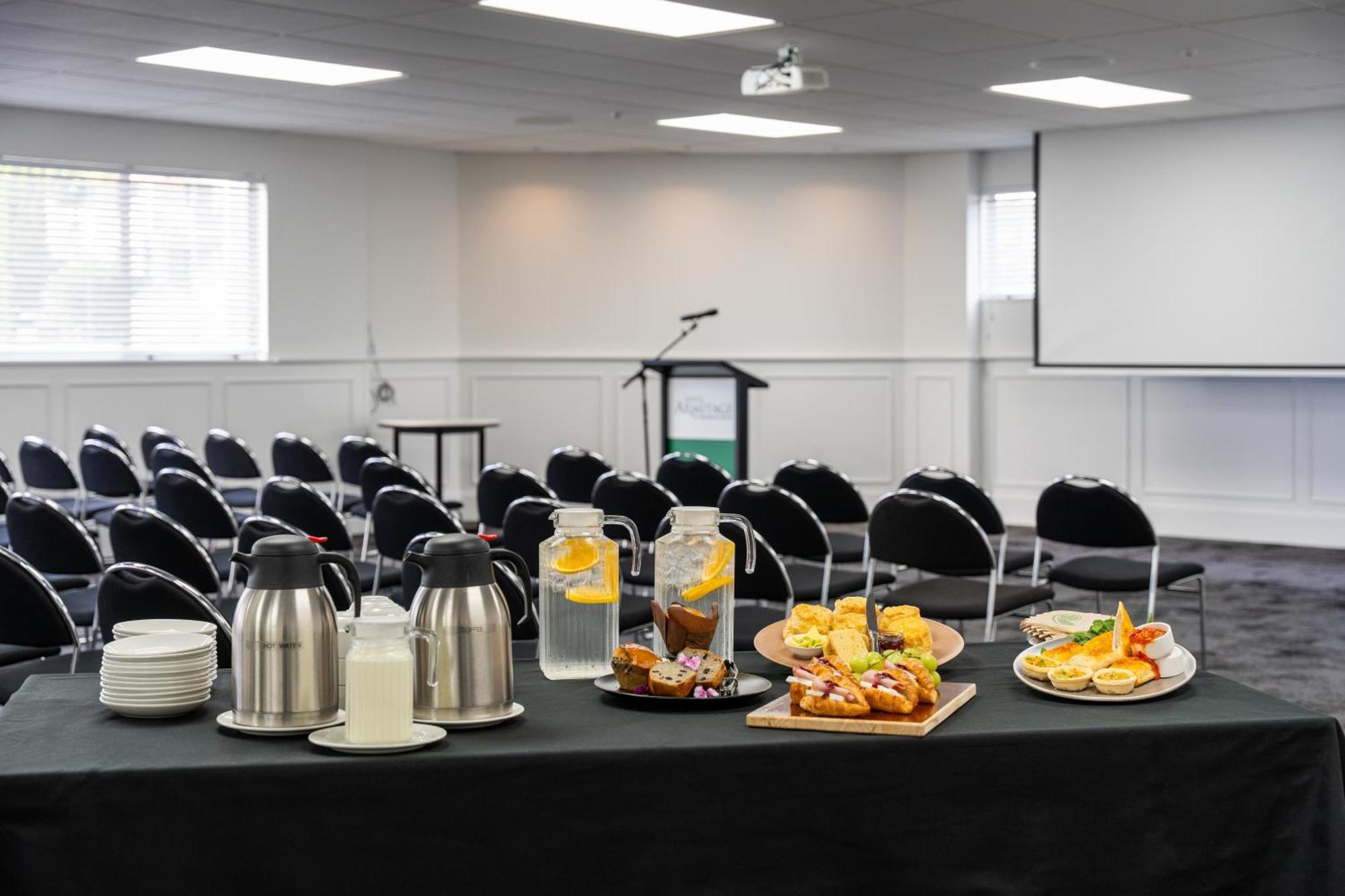 Hotel Armitage And Conference Centre Tauranga Bagian luar foto